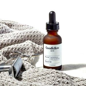 Moroccan Mint & Cedar Beard Oil - 1 fl oz -
Goodfellow & Co™m